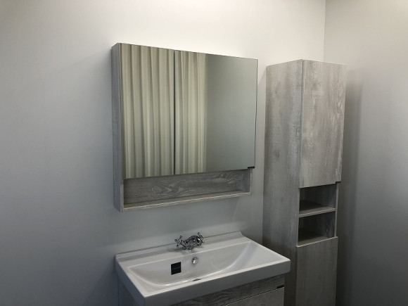 Зеркальный шкаф Comforty Никосия 80 00004138838 Дуб белый Зеркальный шкаф Comforty Никосия 80 00004138838 Дуб белый