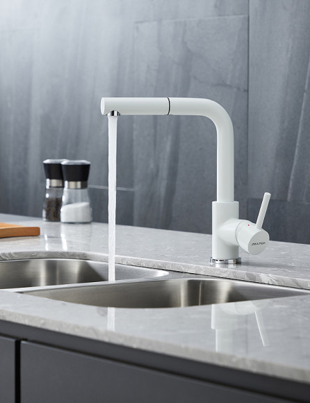 Смеситель для кухни Paulmark Kassel Ka214311-431TW Белый матовый Смеситель для кухни Paulmark Kassel Ka214311-431TW Белый матовый