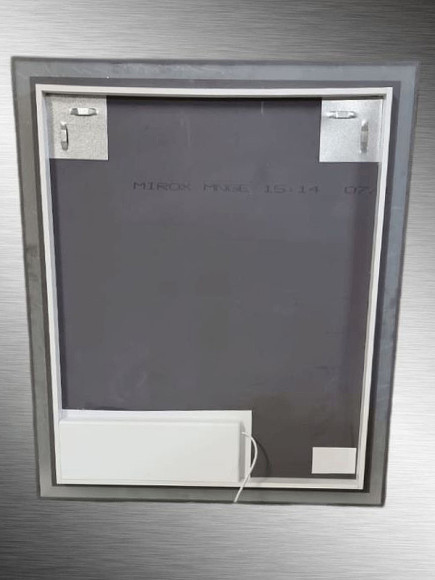 Зеркало Orange Quadrо 60 OQ-60ZE с подсветкой с сенсорным выключателем Зеркало Orange Quadrо 60 OQ-60ZE с подсветкой с сенсорным выключателем