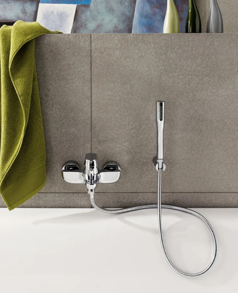 Смеситель для ванны Grohe Eurosmart Cosmopolitan 32832000 Хром Смеситель для ванны Grohe Eurosmart Cosmopolitan 32832000 Хром