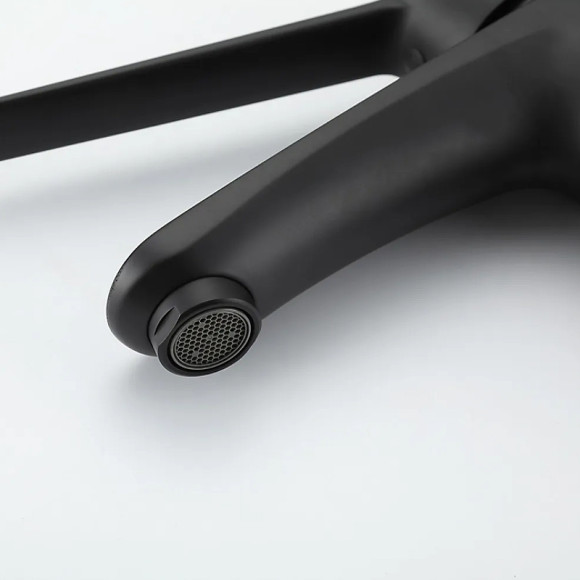 Смеситель для раковины Gappo G21-6 G1021-6 Черный матовый