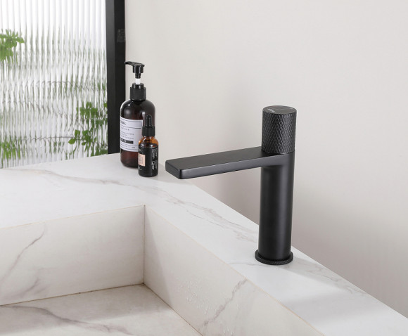 Смеситель для раковины Abber Rund AF8710B Черный матовый Смеситель для раковины Abber Rund AF8710B Черный матовый