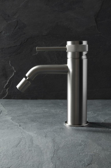 Смеситель для биде Allen Brau Priority 5.31A04-BN Никель брашированный Смеситель для биде Allen Brau Priority 5.31A04-BN Никель брашированный