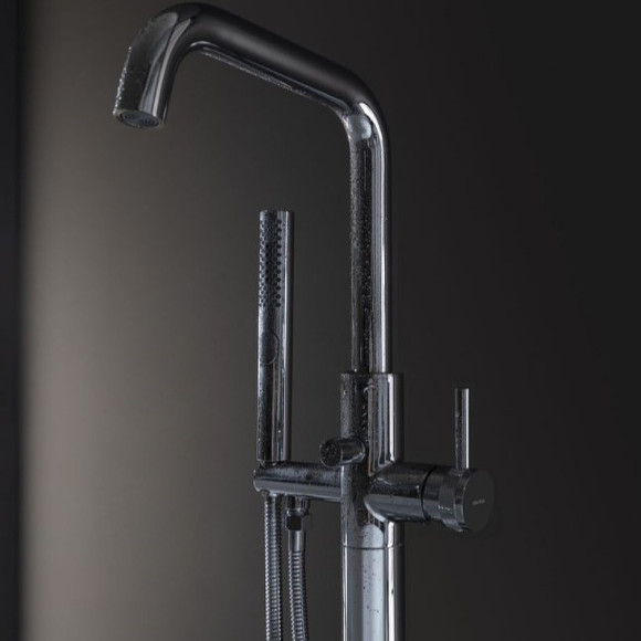 Смеситель для ванны Allen Brau Priority 5.31008-00 Хром Смеситель для ванны Allen Brau Priority 5.31008-00 Хром