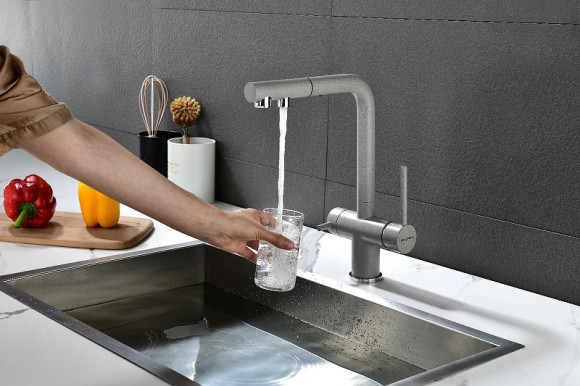 Смеситель для кухни Paulmark Serpentine Se213222-GR Серый Смеситель для кухни Paulmark Serpentine Se213222-GR Серый