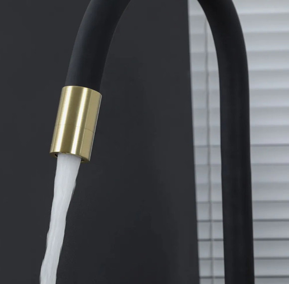 Смеситель для кухни Gappo G4398-33 Золотой сатин Черный