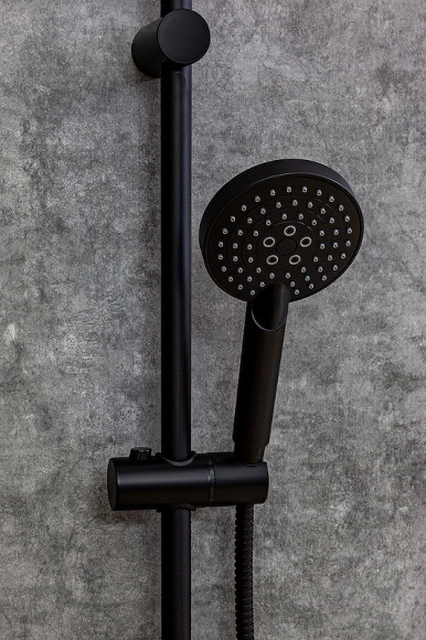 Душевая система Orange O-Shower OW02b Черная матовая Душевая система Orange O-Shower OW02b Черная матовая