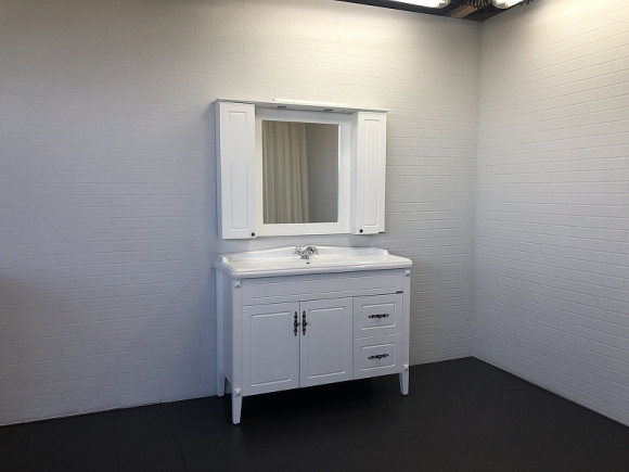 Зеркальный шкаф Comforty Палермо 120 00004142365 Белый глянец Зеркальный шкаф Comforty Палермо 120 00004142365 Белый глянец