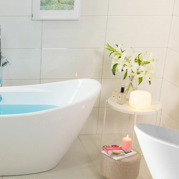 Акриловая ванна Swedbe Vita 170x80 8805 без гидромассажа Акриловая ванна Swedbe Vita 170x80 8805 без гидромассажа