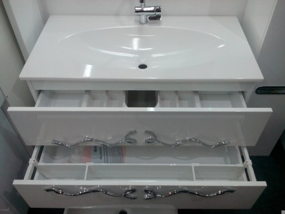 Тумба под раковину Clarberg Due amanti 100 DUE0110W подвесная Белая без ручек Тумба под раковину Clarberg Due amanti 100 DUE0110W подвесная Белая без ручек