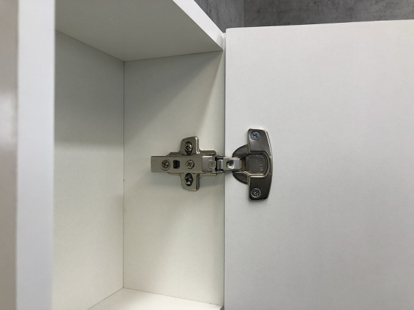 Зеркало со шкафом Comforty Амстердам 75 00004144209 Белый глянец Зеркало со шкафом Comforty Амстердам 75 00004144209 Белый глянец