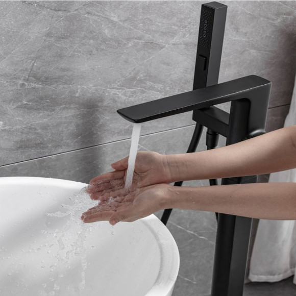 Смеситель для ванны Allen Brau Infinity 5.21009-31 Черный матовый Смеситель для ванны Allen Brau Infinity 5.21009-31 Черный матовый