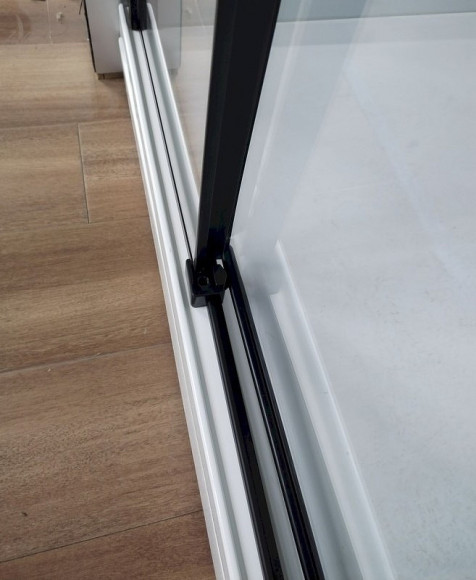 Душевая кабина Esbano Muse 90x90 ESKM90CKR без гидромассажа Душевая кабина Esbano Muse 90x90 ESKM90CKR без гидромассажа
