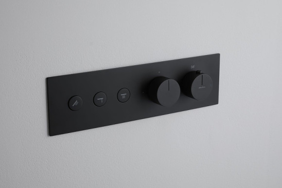 Смеситель для душа Allen Brau Liberty 5.33003-31 с термостатом Черный матовый Смеситель для душа Allen Brau Liberty 5.33003-31 с термостатом Черный матовый