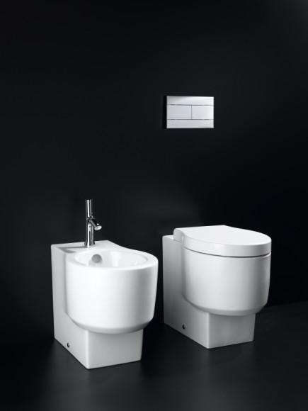 Унитаз Jacob Delafon Viragio Vario E4772-00 с сиденьем Микролифт Унитаз Jacob Delafon Viragio Vario E4772-00 с сиденьем Микролифт