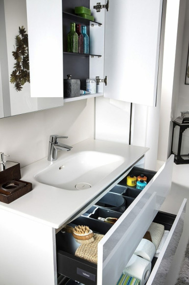 Зеркальный шкаф Boheme Armadi Art Vallessi 100 546-W с подсветкой Белый глянец