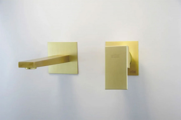 Смеситель для раковины Webert Pegaso PE830606794 Золото Смеситель для раковины Webert Pegaso PE830606794 Золото