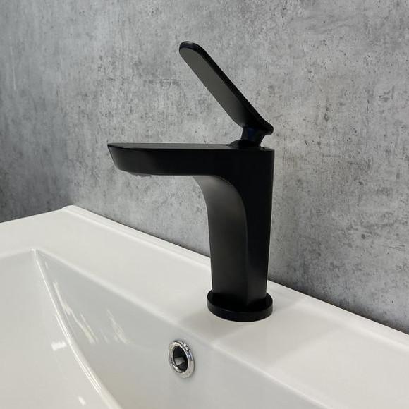 Смеситель для раковины Comforty FC088A-CMT 00004149945 Черный Смеситель для раковины Comforty FC088A-CMT 00004149945 Черный