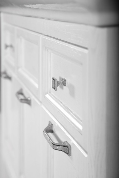 Тумба под раковину ASB-Woodline Гранда 105 11486 Белая с патиной Серебро Тумба под раковину ASB-Woodline Гранда 105 11486 Белая с патиной Серебро