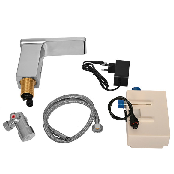 Смеситель для раковины Raiber Sensor RSF88135 Хром Смеситель для раковины Raiber Sensor RSF88135 Хром