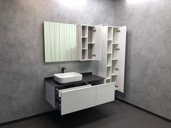 Зеркало со шкафом Comforty Милан 120 00004136261 Белый глянец Зеркало со шкафом Comforty Милан 120 00004136261 Белый глянец