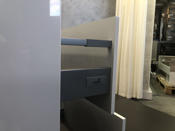 Тумба с раковиной Comforty Дублин 60 00004137134 Белый глянец Тумба с раковиной Comforty Дублин 60 00004137134 Белый глянец