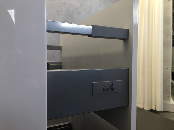 Тумба с раковиной Comforty Дублин 60 00004137134 Белый глянец Тумба с раковиной Comforty Дублин 60 00004137134 Белый глянец