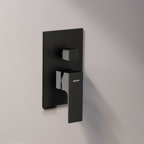 Душевая система Damixa Gala 953510300 Черная матовая Душевая система Damixa Gala 953510300 Черная матовая