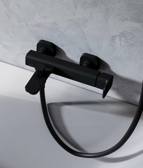 Смеситель для ванны Ravak 10° Free X070152 Черный матовый Смеситель для ванны Ravak 10° Free X070152 Черный матовый