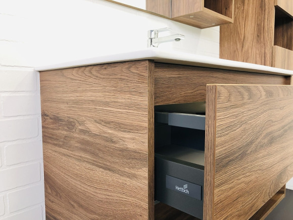 Тумба с раковиной Comforty Бордо 90 00-00006671 подвесная Дуб темно-коричневый