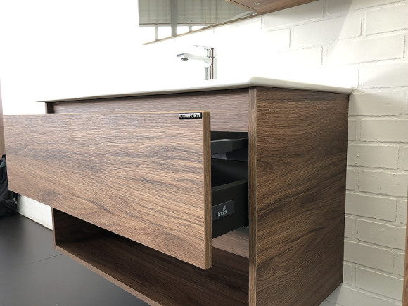 Тумба с раковиной Comforty Бордо 90 00-00006671 подвесная Дуб темно-коричневый