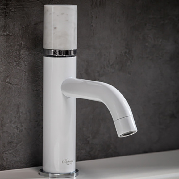 Смеситель для раковины Boheme Stick 121-W-MR-WHITE Белый Смеситель для раковины Boheme Stick 121-W-MR-WHITE Белый