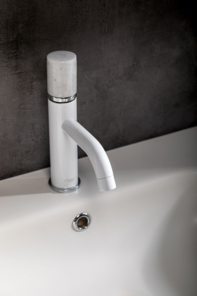 Смеситель для раковины Boheme Stick 121-W-MR-WHITE Белый Смеситель для раковины Boheme Stick 121-W-MR-WHITE Белый