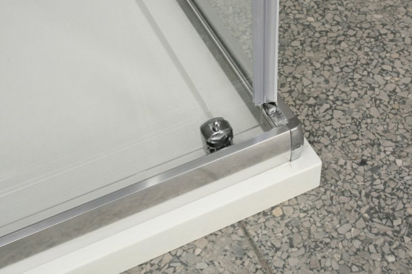 Душевой уголок BelBagno Uno 120x80 UNO-AH-1-120/80-C-Cr профиль Хром стекло прозрачное Душевой уголок BelBagno Uno 120x80 UNO-AH-1-120/80-C-Cr профиль Хром стекло прозрачное