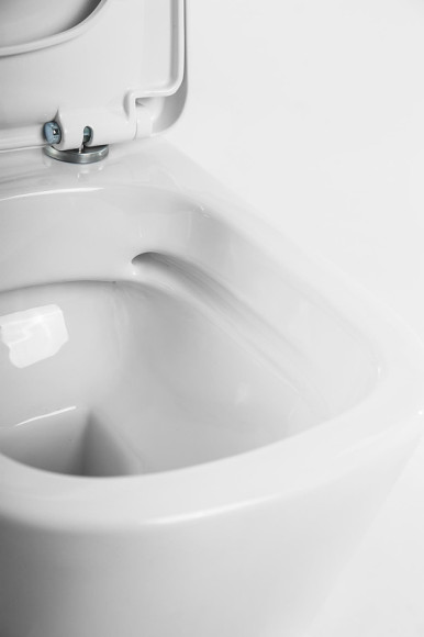 Унитаз BelBagno Albano BB120CHR/BB120SC подвесной с сиденьем Микролифт