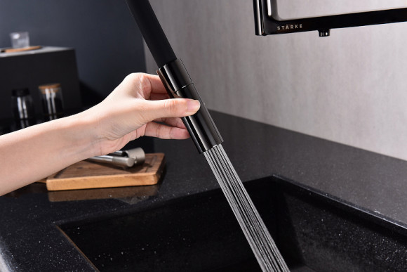 Смеситель для кухни Paulmark Tornado To213402-GB Черный глянцевый