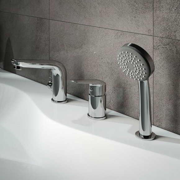 Смеситель на борт ванны Iddis Torr TORSB30i07 Хром Смеситель на борт ванны Iddis Torr TORSB30i07 Хром