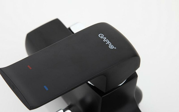 Смеситель для ванны Gappo G50 G2250 универсальный Черный матовый