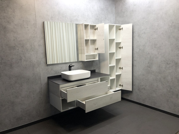 Зеркало со шкафом Comforty Прага 120 00004136262 Дуб белый Зеркало со шкафом Comforty Прага 120 00004136262 Дуб белый