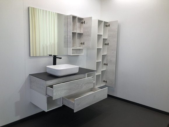 Зеркало со шкафом Comforty Прага 120 00004136262 Дуб белый Зеркало со шкафом Comforty Прага 120 00004136262 Дуб белый