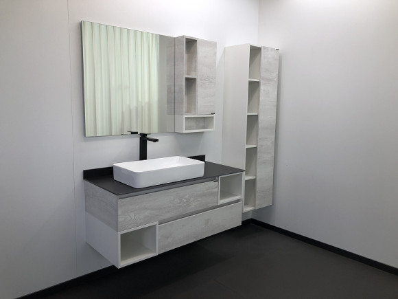 Зеркало со шкафом Comforty Прага 120 00004136262 Дуб белый Зеркало со шкафом Comforty Прага 120 00004136262 Дуб белый