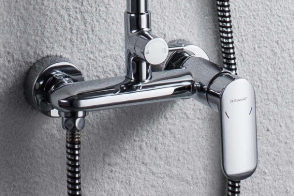 Душевая система Bravat Opal R F9125183CP-A2-RUS Хром Душевая система Bravat Opal R F9125183CP-A2-RUS Хром