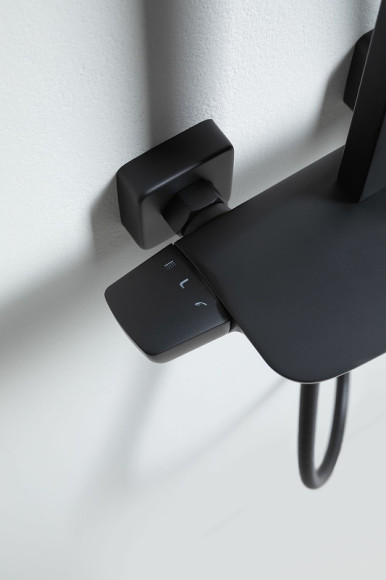 Душевая система Allen Brau Infinity 5.21030-31 Черная матовая Душевая система Allen Brau Infinity 5.21030-31 Черная матовая