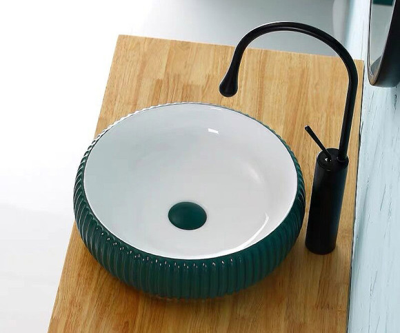 Смеситель для раковины Bronze de Luxe Scandi 9015B Черный матовый Смеситель для раковины Bronze de Luxe Scandi 9015B Черный матовый