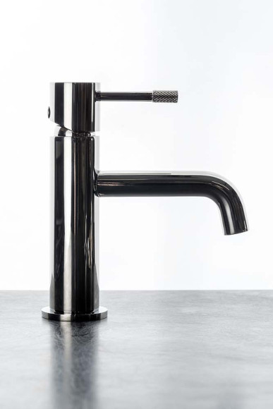 Смеситель для раковины Boheme Uno 461-SGM Оружейная сталь глянцевая Смеситель для раковины Boheme Uno 461-SGM Оружейная сталь глянцевая