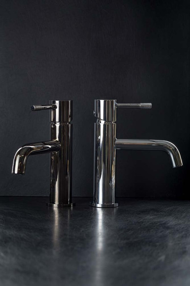 Смеситель для раковины Boheme Uno 461-SGM Оружейная сталь глянцевая Смеситель для раковины Boheme Uno 461-SGM Оружейная сталь глянцевая