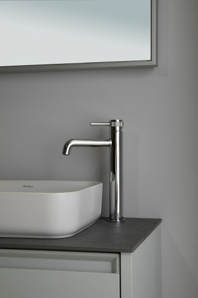 Смеситель для раковины Allen Brau Priority 5.31002-31 Черный матовый Смеситель для раковины Allen Brau Priority 5.31002-31 Черный матовый