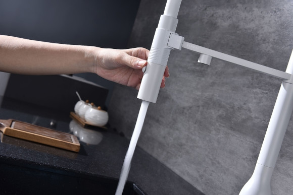 Смеситель для кухни Paulmark Magneto One Ma213188-WH Белый матовый