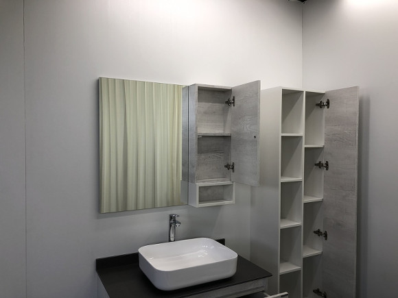 Зеркало со шкафом Comforty Прага 90 00004136263 Дуб белый Зеркало со шкафом Comforty Прага 90 00004136263 Дуб белый