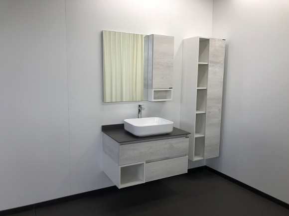 Зеркало со шкафом Comforty Прага 90 00004136263 Дуб белый Зеркало со шкафом Comforty Прага 90 00004136263 Дуб белый